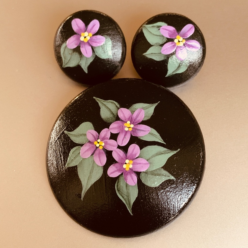 Earrings Pin Brooch Set Vintage Hand Painted Violets Artisan Signed PERFECT!